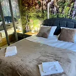Luxury Studenets Apartament