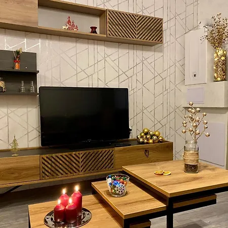 Luxury Studenets דירה פמפורובו